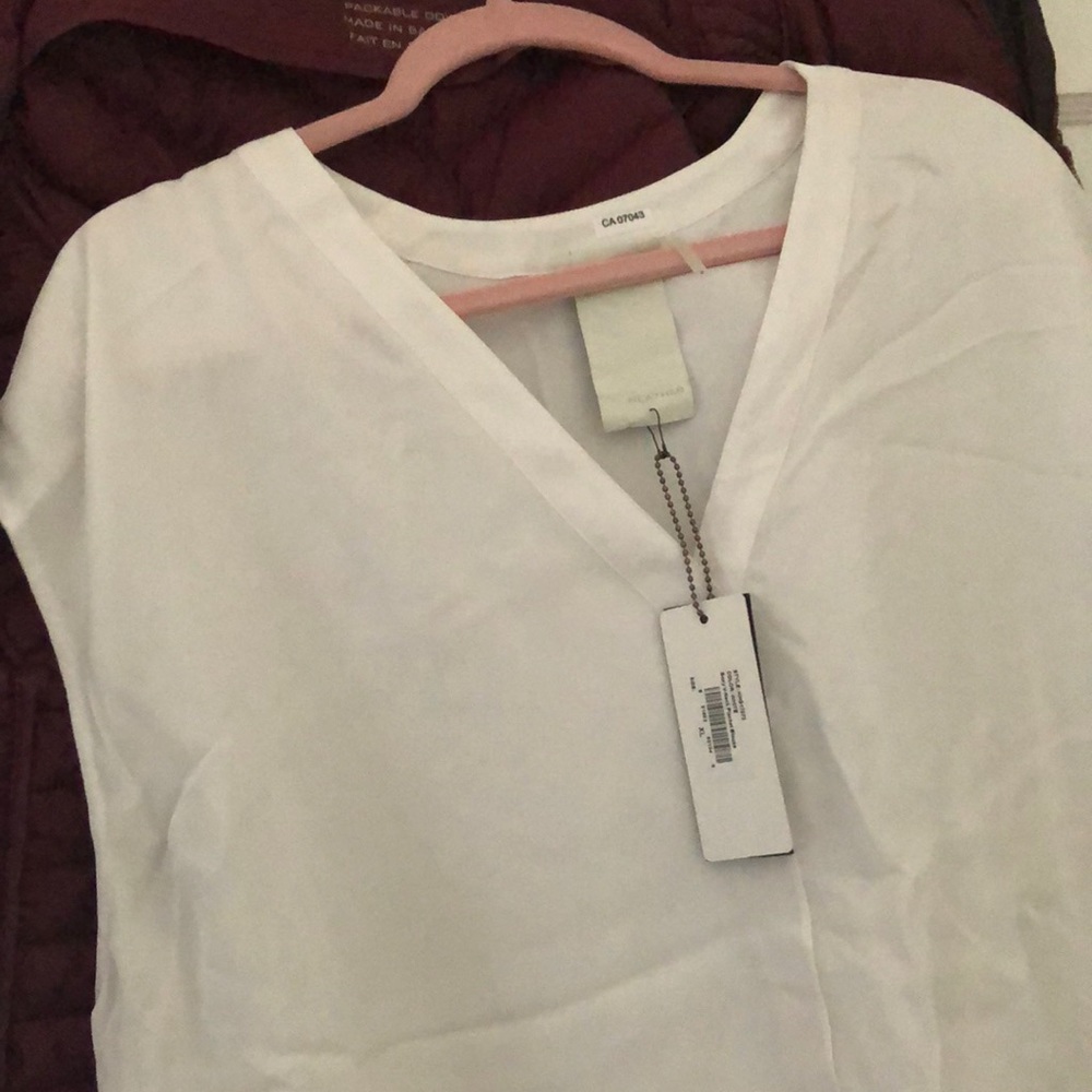 Heather by Bordeaux  (XL) Boxy V-Neck Silk Placket Blouse